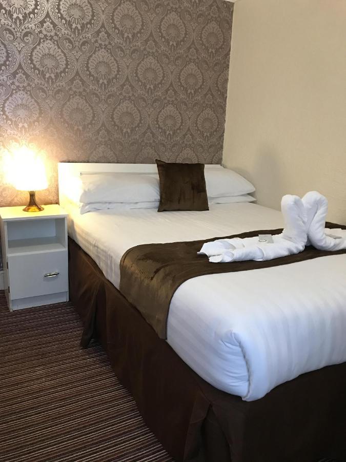 The Feathers Hotel Blackpool Extérieur photo